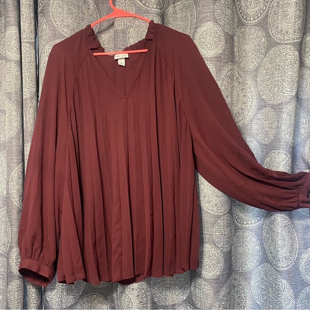 Ava and Viv pleated blouse